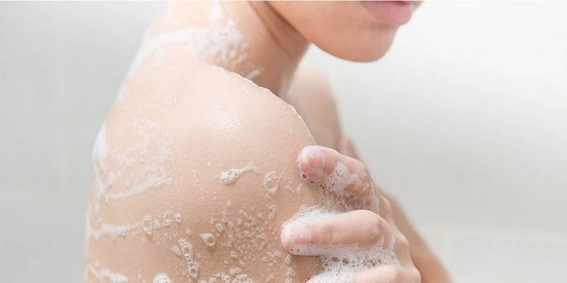 Luxury Lanolin Bath & Shower Gel 150ml