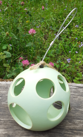Porcelain Nesting Material Ball